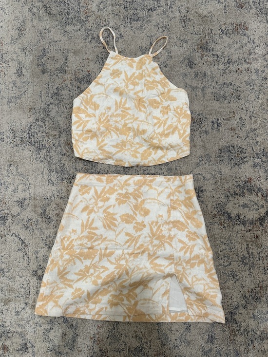 Abercrombie & Fitch Dresses & Skirts - Abercrombie & Fitch Cream and Tan Floral Skirt Set